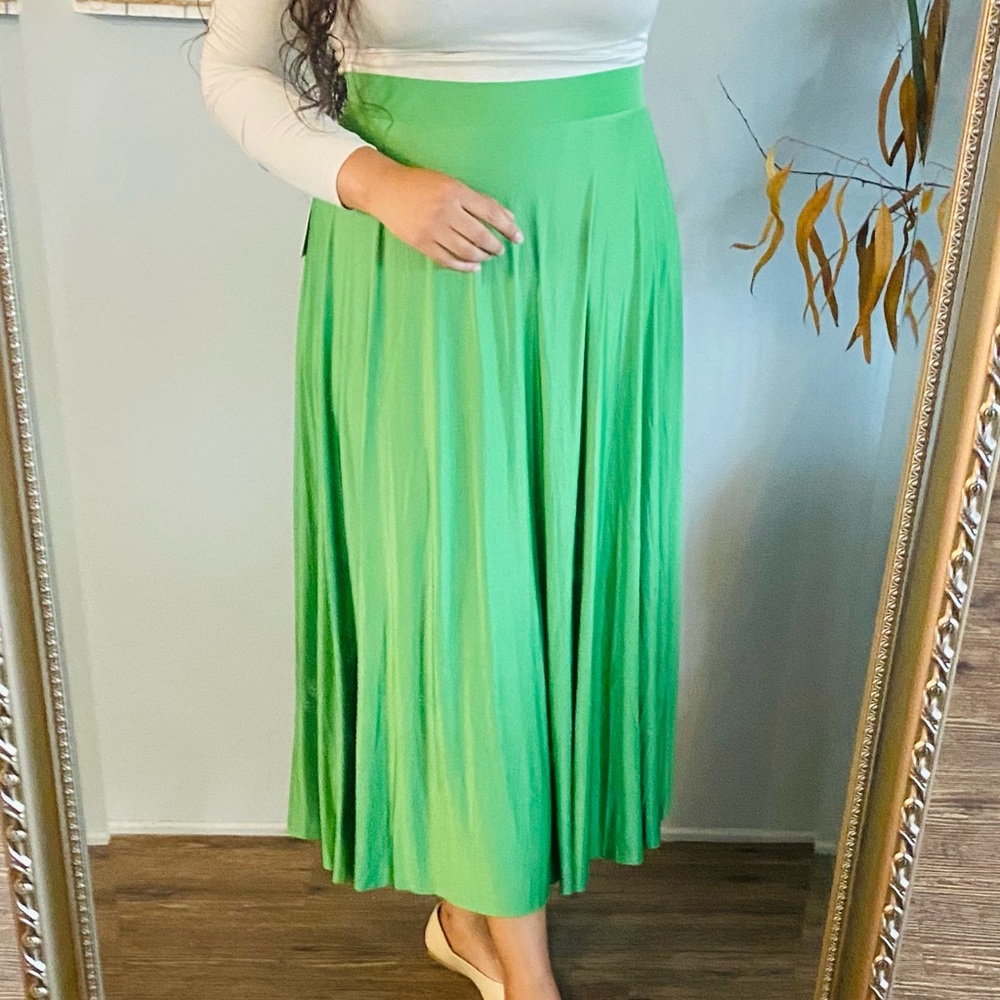 Unk Bright Green Pleated Midi Skirt